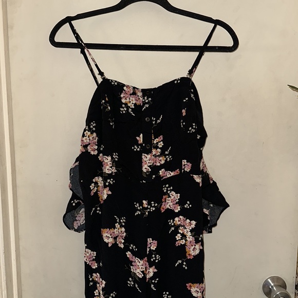 Wild fable floral cold shoulder jumpsuit - Picture 9 of 13